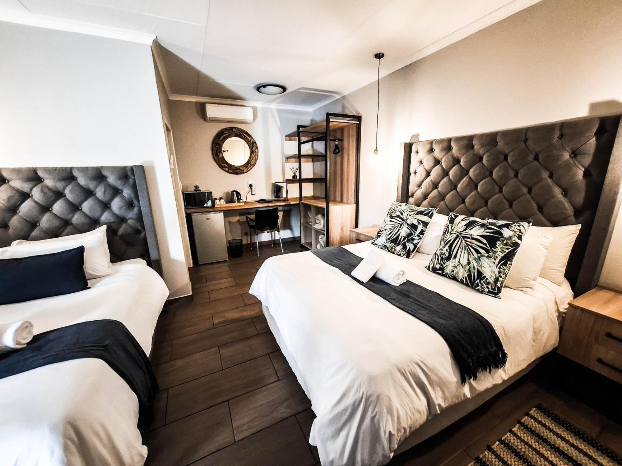 B At Home Guest House Пит-Ретиф Экстерьер фото