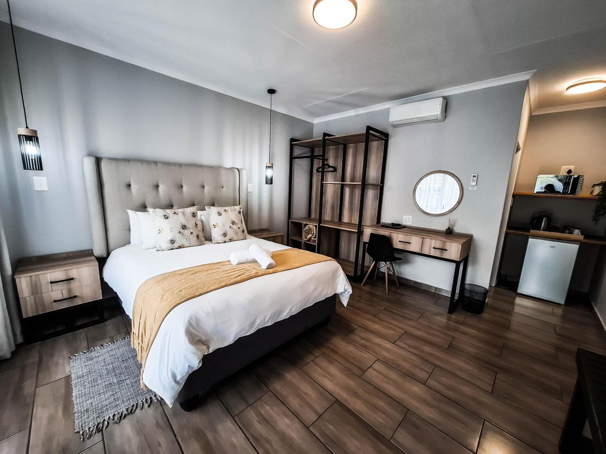 B At Home Guest House Пит-Ретиф Экстерьер фото